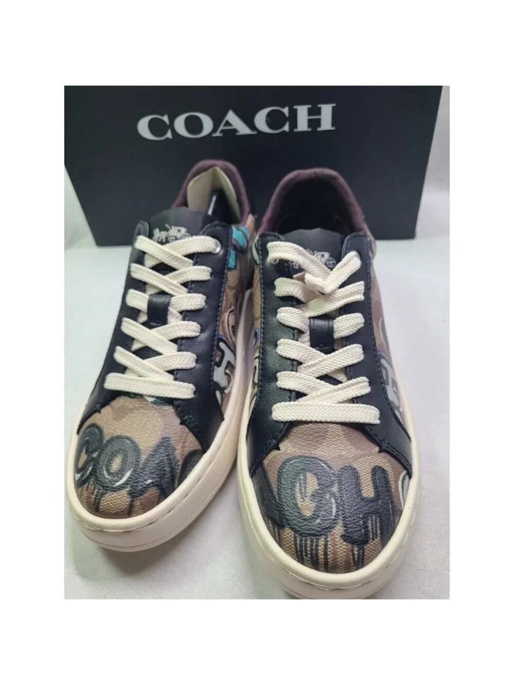 Coach nwt mint